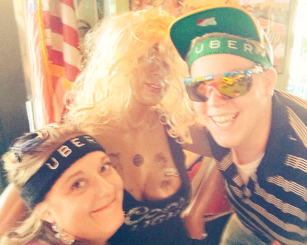 megconk79's tweet photo. We found a friend yesterday. #UBERcrew @AUSTYHiGHROLLER http://t.co/FPg82hTExL