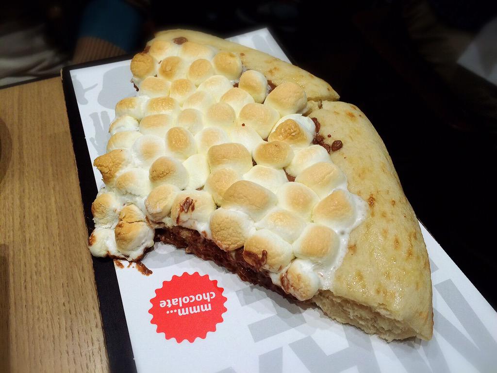Princess___Y's tweet photo. 念願のマックスブレナーやっと行けた♡
満足するぐらいチョコ摂取〜🙆💗 http://t.co/6leXQAHFPr