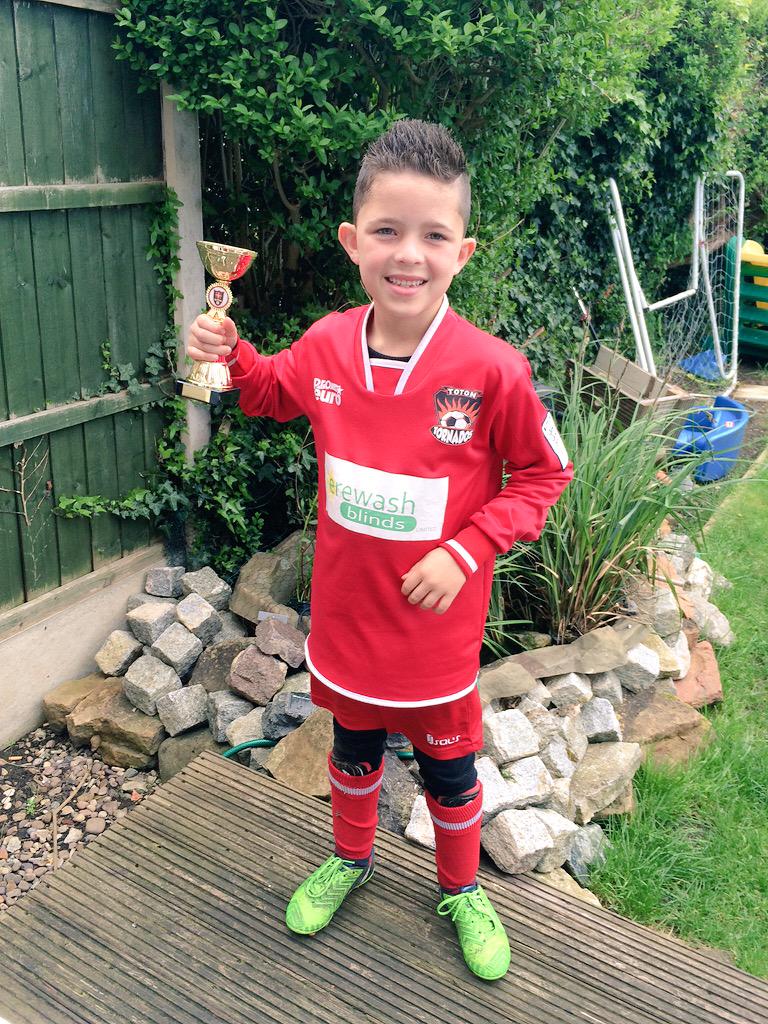 Nenroot's tweet photo. U7champions!! Soo proud!! 🏆⚽️ http://t.co/o8gKQDsIT7