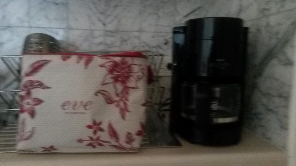 stefan_conrad's tweet photo. I am ready for the saison lunchbag and a koffe! http://t.co/vI8B0hFi38