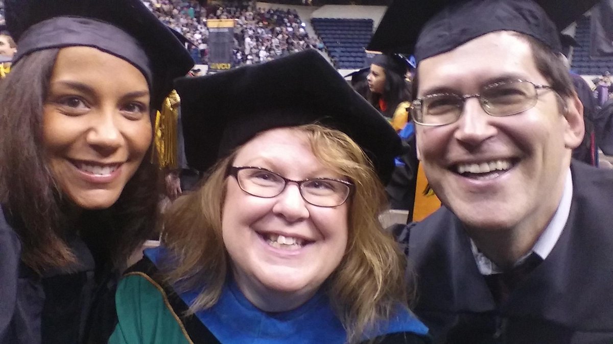 harasprice's tweet photo. Representing at University Commencement! #vcussw2015 http://t.co/SB83ClCzTf