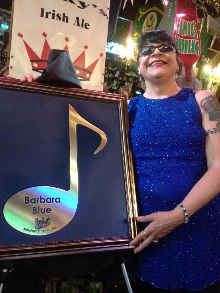 MusicCreatives's tweet photo. Congratulations to @Memphisqueenbb on receiving her #BealeStreet #BrassNote yesterday! #EmissariesMemphisMusic http://t.co/JTSBZXsBFP