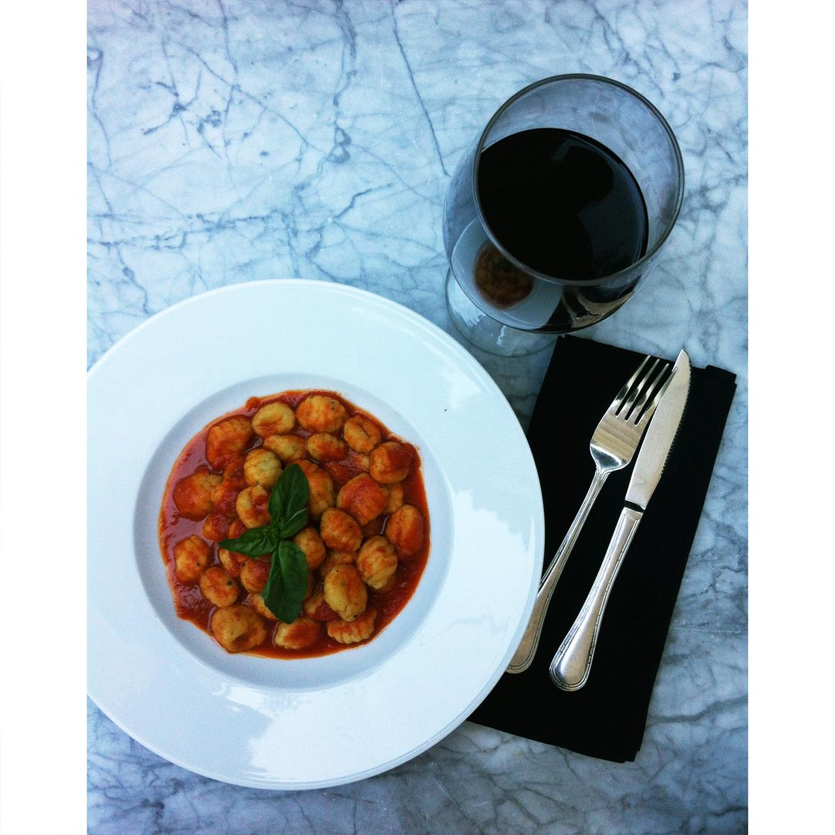 santapizza's tweet photo. Un gusto un día como hoy es sagrado. #Santomomento http://t.co/B57jW9uLk5