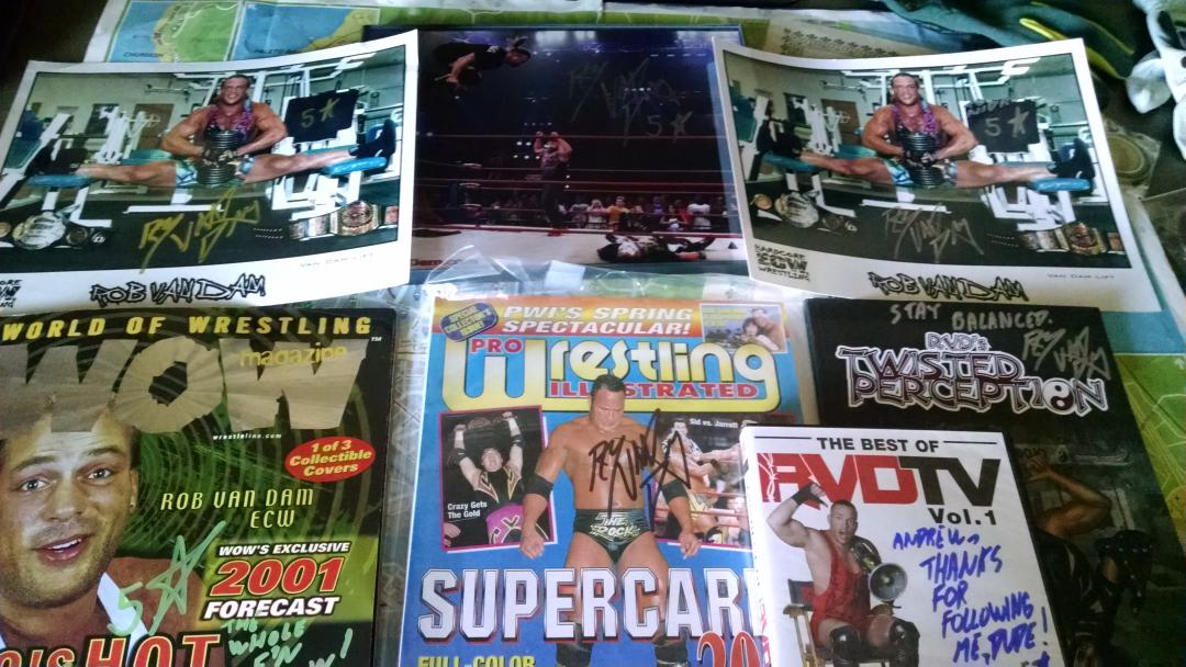 MaxKHill's tweet photo. @TherealRVD I think I like your eBay store!! #tweetsecret http://t.co/ZA9Olnvw6A