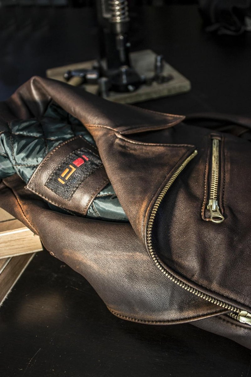 pdcollection_'s tweet photo. Rebel Gold #LeatherJacket 100% Authentic Lambskin, distressed brown &amp; gold hardware. http://t.co/6EL3snXrR9 http://t.co/v1wRHi7bgn