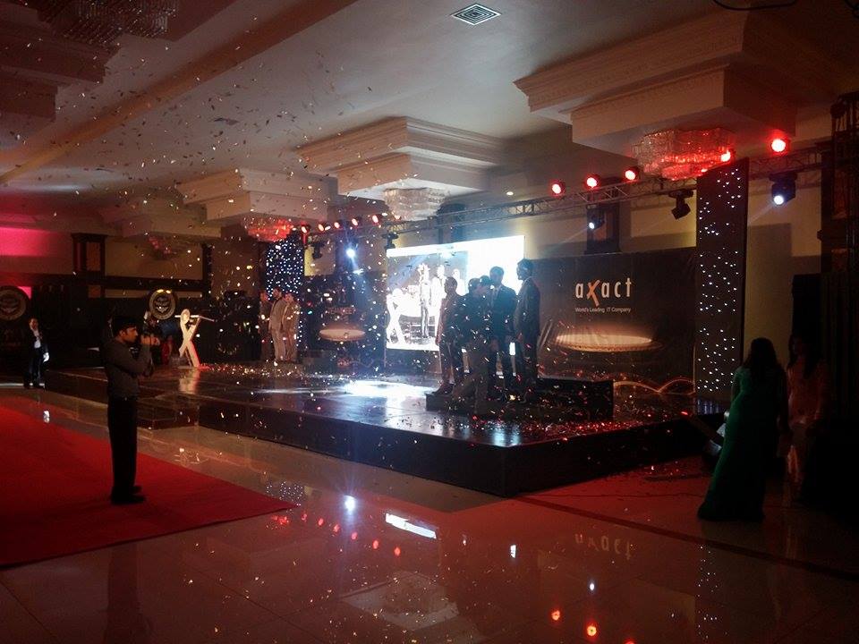 AxactTweets's tweet photo. #Islamabad &amp; #Lahore Axactians &amp; BOLwalas being recognized on-stage during #AxactTeamMeet Islamabad 2014-15 http://t.co/wvV41vXBlq