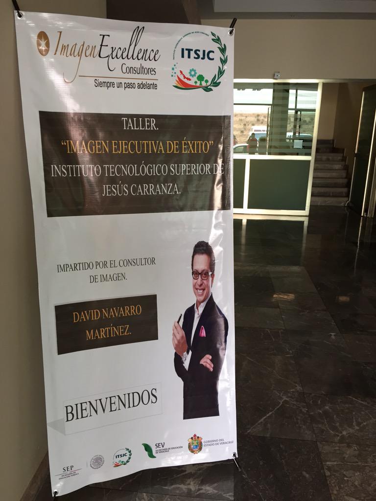 soyDavidNavarro's tweet photo. Hoy en Acayucan, Veracruz daré curso de Imagen Ejecutiva a jóvenes universitarios.
#Proyeccion360 http://t.co/5pacM2ovbs