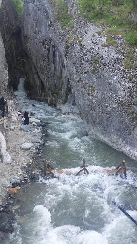 Tripyana's tweet photo. شلال #بورصة 
المياه غزيرة 
جولة 9/5/2015 
#تركيا #تركيا_السياحية #يلوا #سياحة http://t.co/us1kCmt0lR