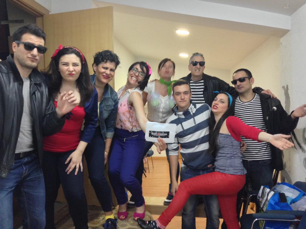 diana_pastoriza's tweet photo. #EOIvision 2015 in #Ribeira. Learning is fun! #EOI #SeccionRibeira #English http://t.co/CqoZPrwEVy