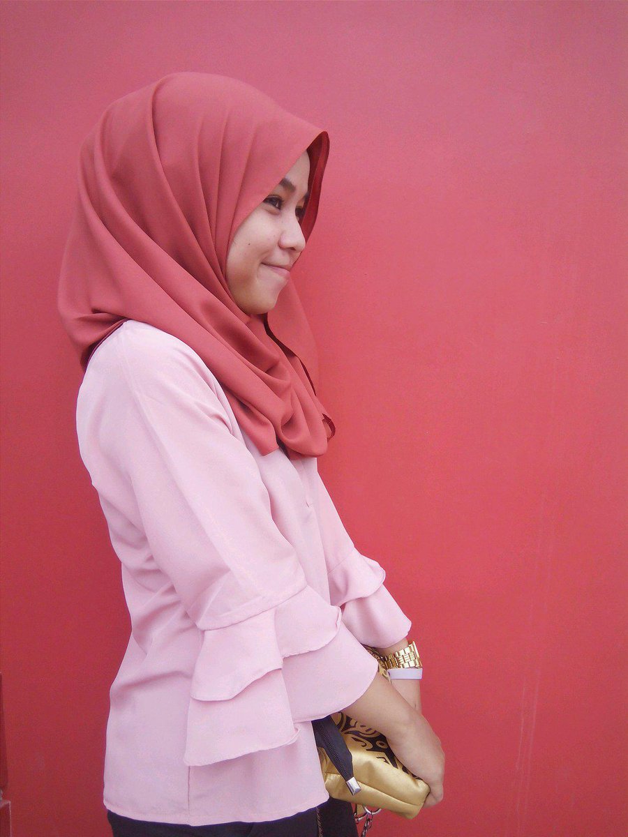 cacaongo's tweet photo. alhamdulilah ada invest 😂😜😅 http://t.co/bnB12r9SOx