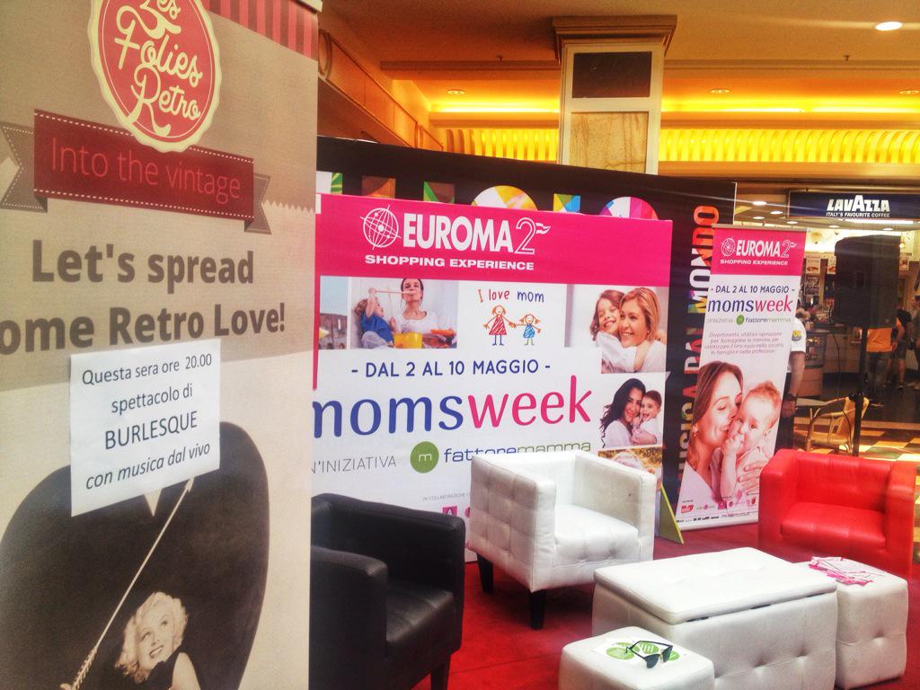 fedequaranta's tweet photo. It's saturday! La #momsweek si tinge di vintage. Alle 20:00 spettacolo #burlesque con musica dal vivo #euroma2 http://t.co/sgW9vQ6jwK