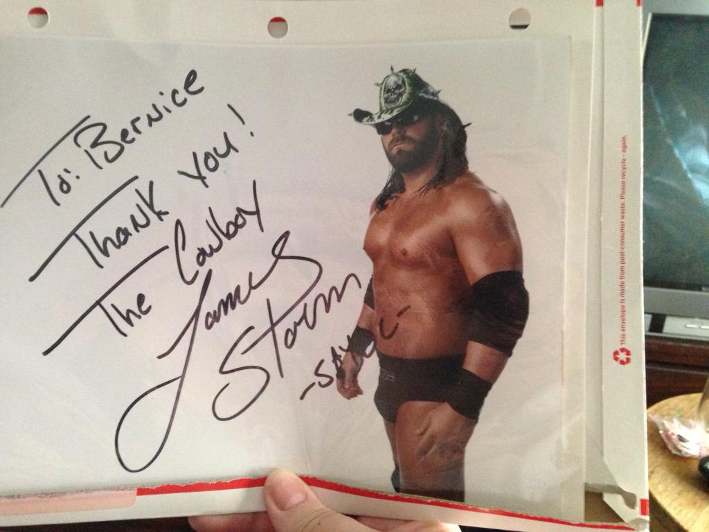 devilangelnyc's tweet photo. Look at what I got in the mail today! So happy!! Thank you @JamesStormBrand best of luck to your daughter! #GoMakayla http://t.co/gLXGo5DNcB