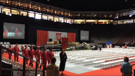 olga_lavrova's tweet photo. Our awesome engineering grads are here! @UNMengineering  @UNMECE  @UNM  Congrats ! #UNMgrad2015 http://t.co/kppxUjQrgv
