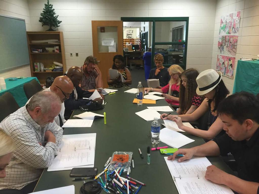 Ravens_Fire_'s tweet photo. Table read for The Reaper TV series. Love this cast. #ReapTv #Reapsters #setlife http://t.co/y8GU0QenKw