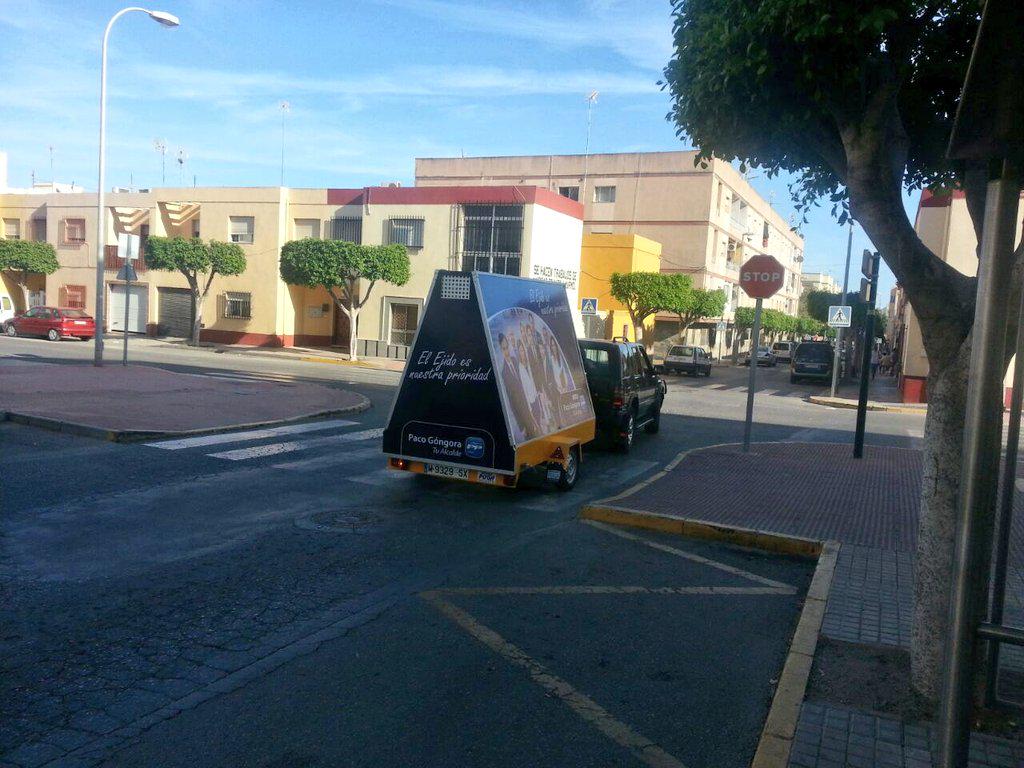 La hipocresía del <a href="/PPopular/">Partido Popular</a> desconoce límites en El Ejido. Dicen suspender la campaña pero la megafonía continúa.