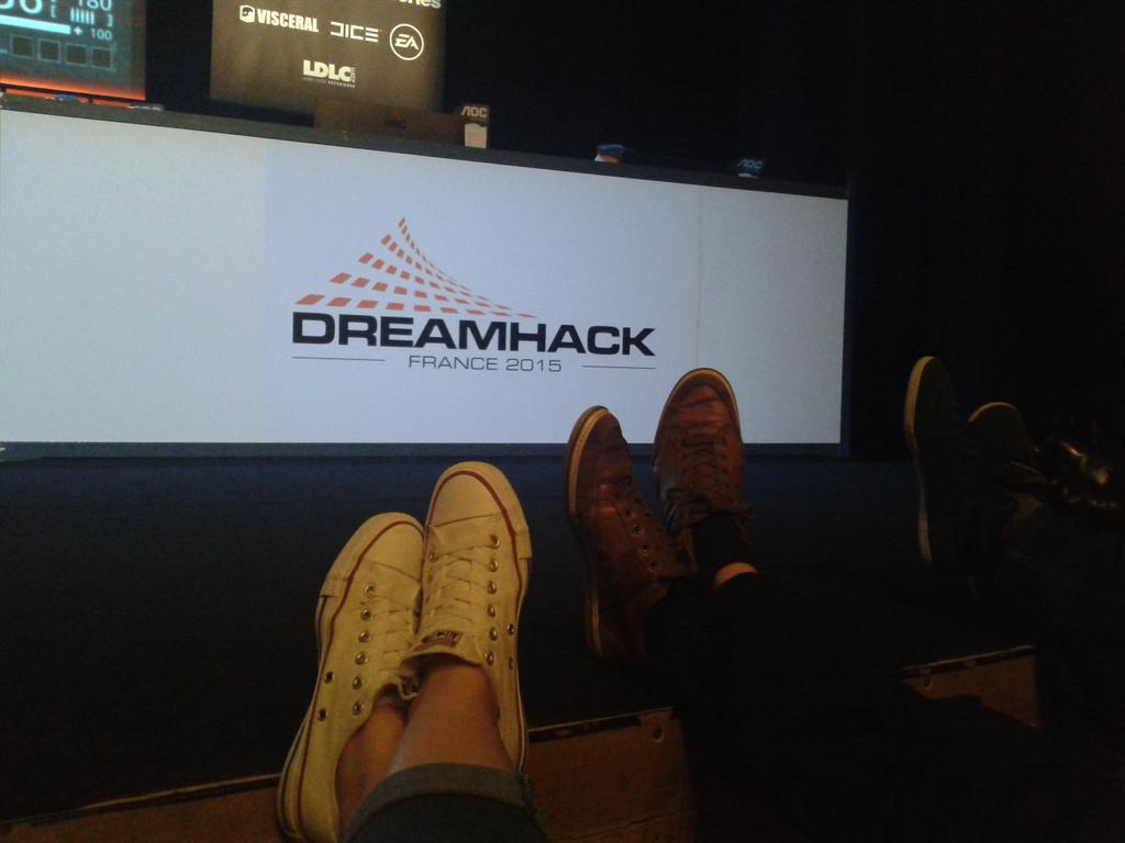 Mimmou_84's tweet image. OKLM devant la finale #DHBF @Fnatic_DRUNKKZ3 et @IBeniii n'ont pas envie de finir ;)