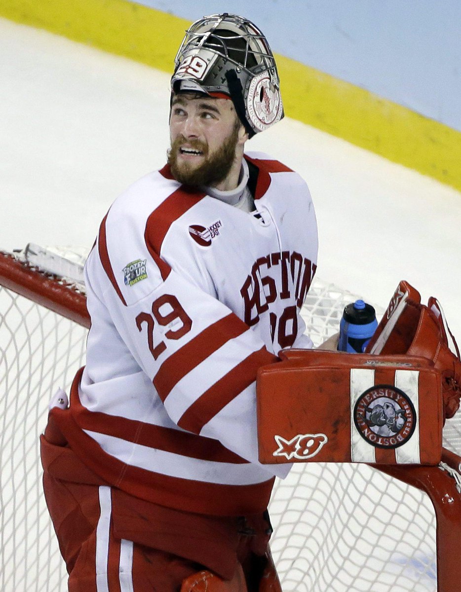 Sportsnet's tweet photo. Boston University goaltender Matt O'Connor has signed with the Ottawa Senators.  http://t.co/ffhwf8NDAl http://t.co/UxttnABvcY