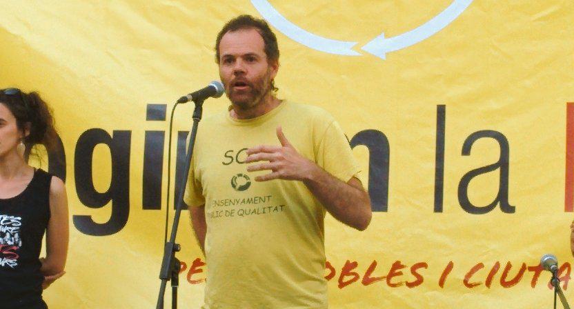 lacruilla's tweet photo. Intervencions de @COSLleure i SOS Educació sobre #Educació a l'acte #pelsNostresDrets #CapgiremBCN @CUPEixample http://t.co/P7CmhO1slx