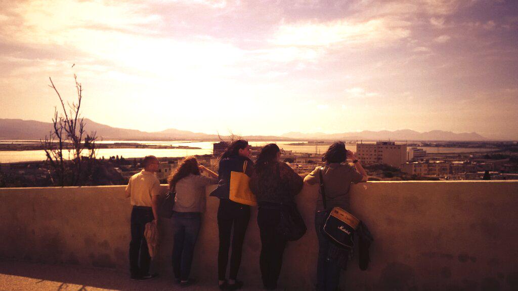 usai_federico's tweet photo. Panoramica dalla necropoli punica più vasta del mediterraneo #Tuvixeddu è possibil visitarla a #maperti15 a #Cagliari http://t.co/UPr4cjtBsh