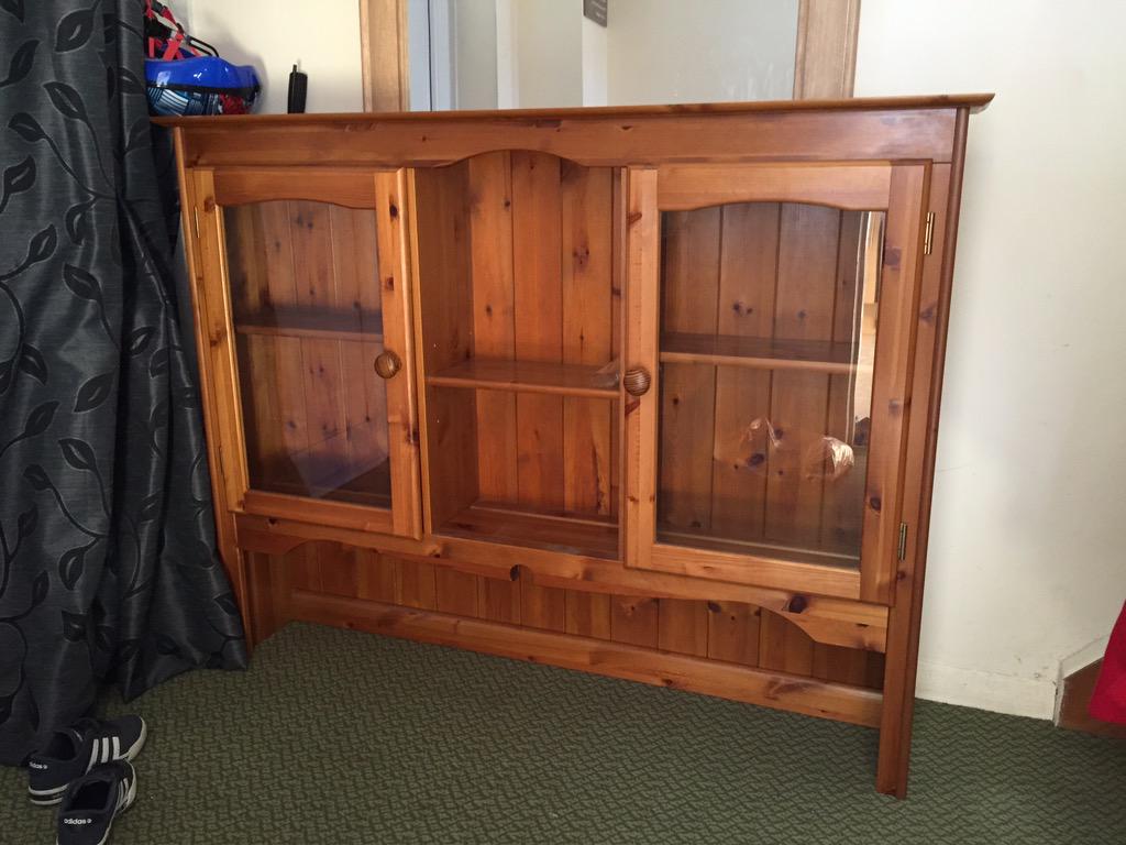aLickOfMagic's tweet photo. Anyone interested in this pine top half of a Welsh dresser? Can be painted 😃 http://t.co/KpRz5dGZlP