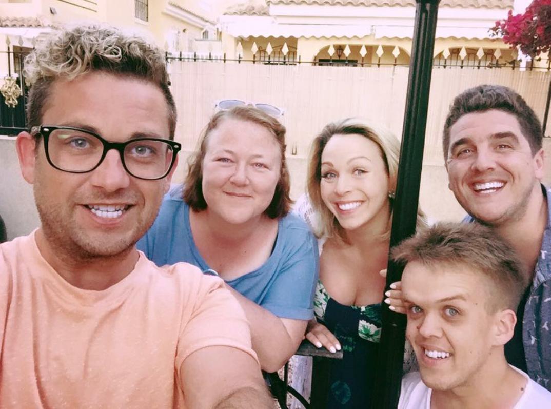 .Had such an amazing time in Torravieja with <a href="/Jimmyb1980/">Jimmy Burton-Iles</a>  <a href="/AmandaJSwift/">Amanda Swift</a> <a href="/tommyswifty/">Tom Swift</a> <a href="/EmmaLRussell1/">Emma Russell</a> &amp; Shiv #holiday