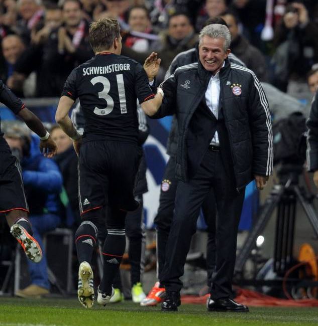 BSchweinsteiger's tweet photo. Jupp Heynckes, ich wünsche dir alles Gute zum Geburtstag
Lass heute mal den Tiger raus und feier schön #HappyBirthday http://t.co/0P46r2r9FY