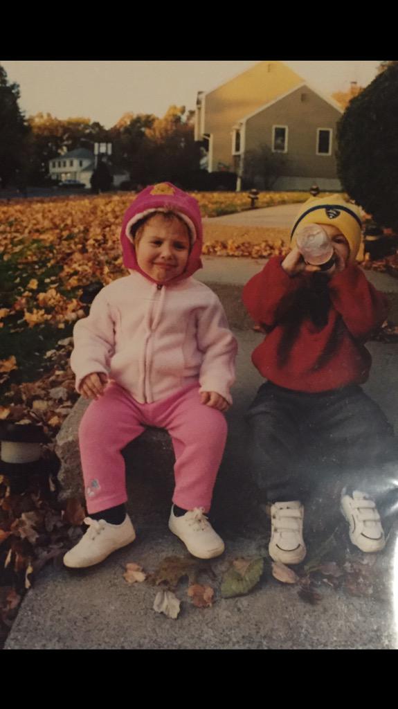 sassykidmeme's tweet photo. When your mom tells you you have to share http://t.co/ODJlGKXO0q