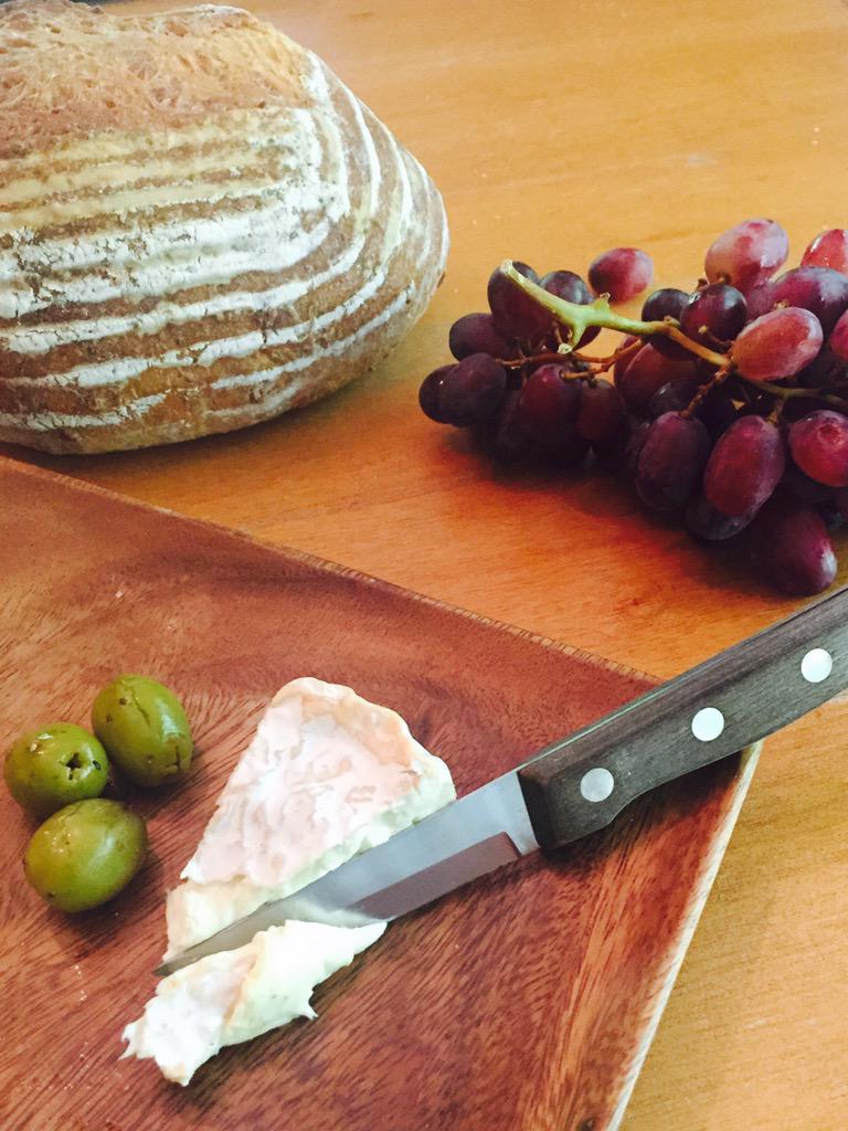 Jo_STylin's tweet photo. that's a #wrap! @KharenHill @CrystalHeald #inspiring &amp; beautiful subject #Canadian #Cheese #2015CCGP @ChefJulianBond http://t.co/g8pfInDGMt