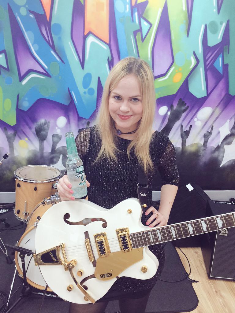 mixjam92's tweet photo. Hey @milkroundabout have tried @thordrinks yet? @crowdmix has been loving it #smr15 #CM15 http://t.co/km15RptZn8