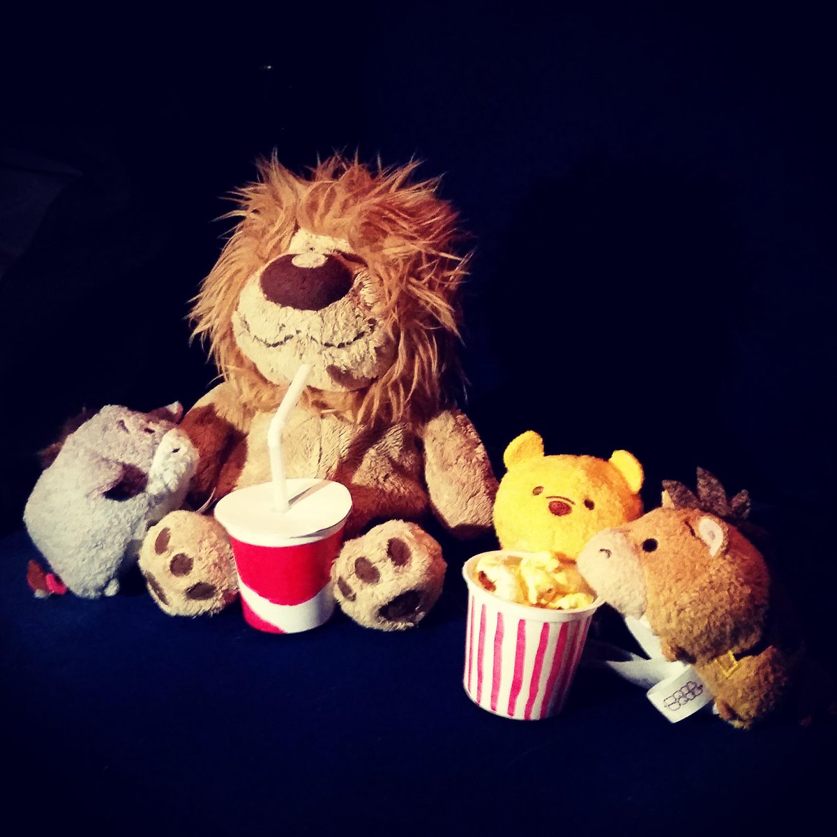 Adorable_Ind's tweet photo. Nothing like watching a movie with friends. #adorableindustries #AvengersAgeOfUltron #MovieNight #SharingIsCaring http://t.co/lBw5jizBqg