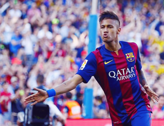 BleedBarca's tweet photo. @barcastuff neymar celebrating http://t.co/hSL5pvbfxZ