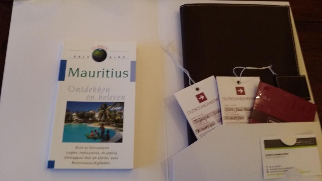 Ook op zaterdag avond op pad om reispapieren naar klanten te brengen. Dit keer voor het paradijselijke Mauritius!
