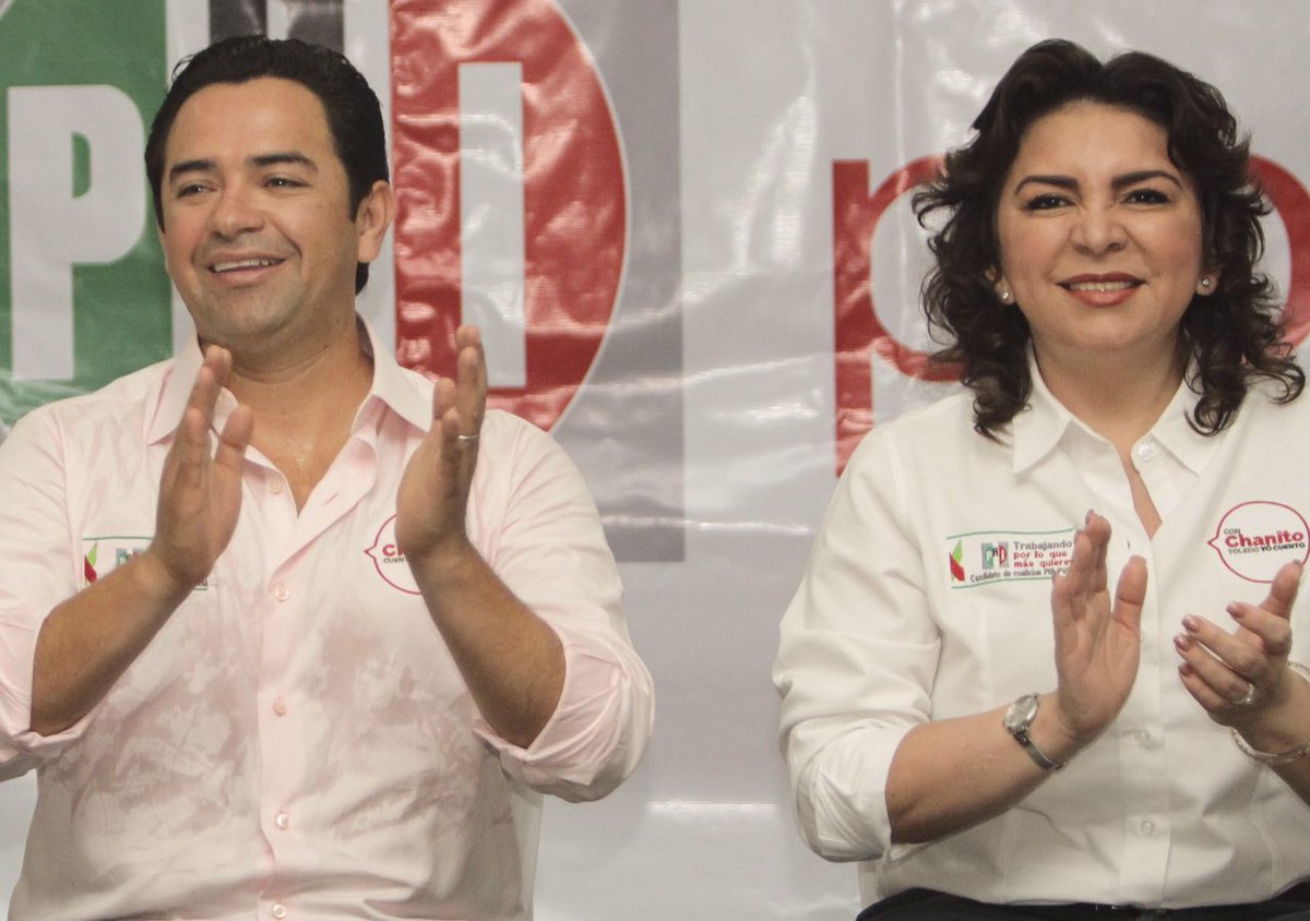 JLToledoM's tweet photo. El trabajo de las mujeres priistas en el partido refuerza la política de Transformación en #México. @IvonneOP http://t.co/OS2BGoeqaQ