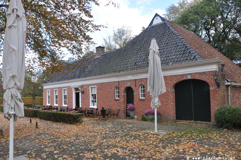 westnieuws's tweet photo. Hemelvaartweekend: Aspergefeest bij Verhildersum -  http://t.co/F3OZ2drErV http://t.co/UTWSYTMgh2