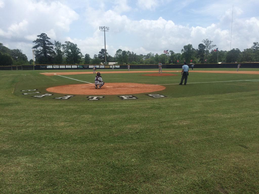 kfdmsports's tweet photo. After two innings, Shepherd leads Silsbee 3-1... Silsbee MUST win two games today to advance to 4A Area Round! http://t.co/I7ZUaKPRoQ