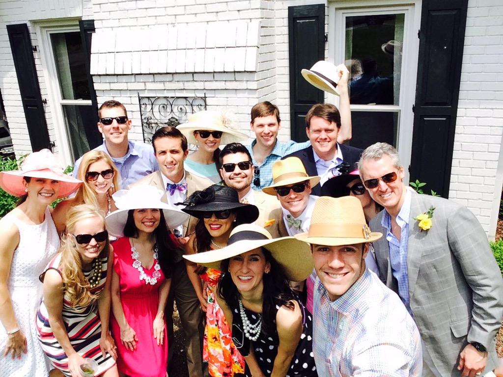 PhoenixClubNash's tweet photo. Off to the Races!  @TNSteeplechase #TNSteeplechase http://t.co/yYRuB1RMFc