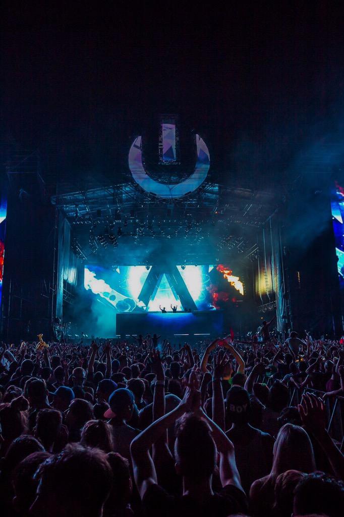 Rave Pics tweet media
