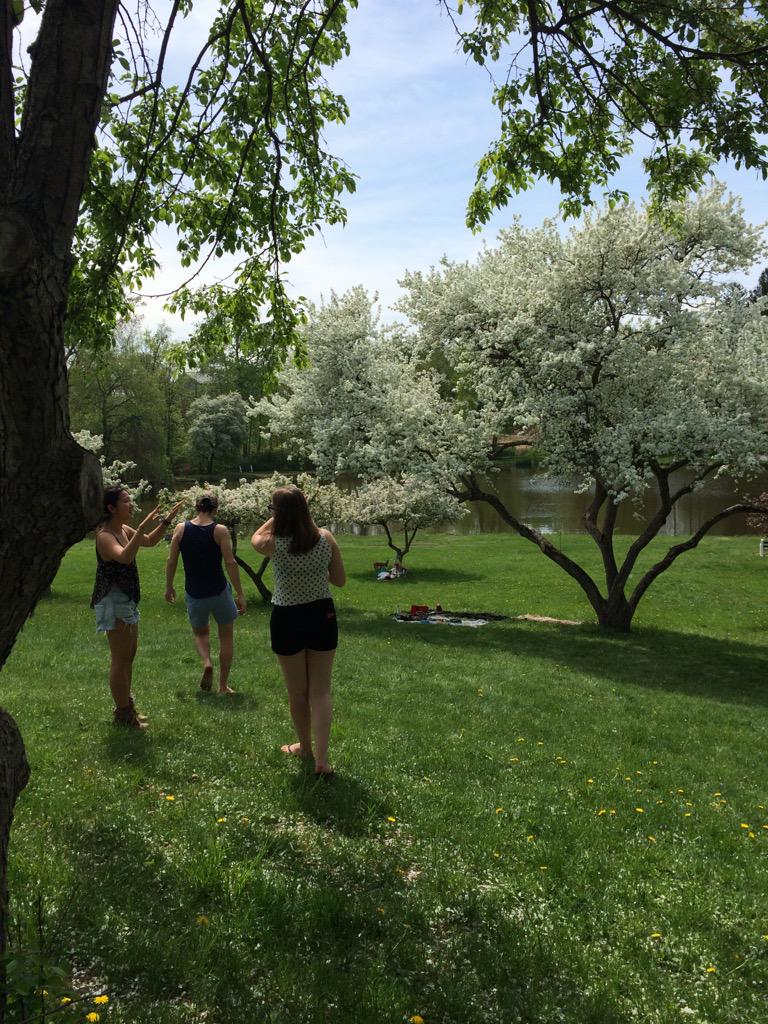 cllaiiree's tweet photo. "Why is there no open space in cities?" - Emma's take on Boston http://t.co/7lnc5pNw09