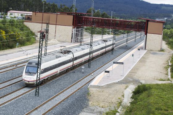 AnaGtrz2's tweet photo. “@el_pais: La estación de Padrón: ahora abre, ahora ‘non’  http://t.co/XicA9rMwLF http://t.co/yfOSAAQ7SG” 😳¿de verdad el titular?