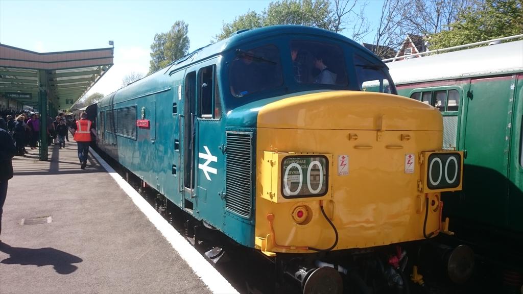 JonSmallwood's tweet image. #Peak @SwanRailway This was almost as popular with passengers as the #Hymek #toprailway