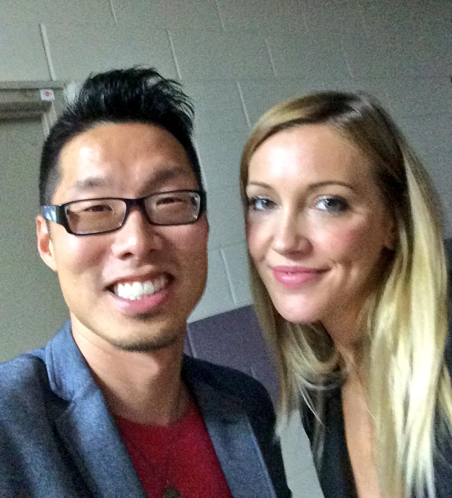 Crazy4ComicCon's tweet photo. Thanks @MzKatieCassidy for the interview at #PhillyComicCon. You definitely did not fail this city!
#Arrow @CW_Arrow http://t.co/hpk4UqAw5d