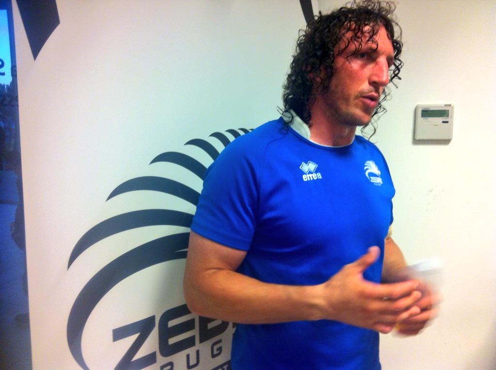 ZebreParma's tweet photo. @MauroBergamasco in sala stampa :"Grazie anche oggi al pubblico, mi ripaga sempre di sforzi e gioie" #GrazieMauro http://t.co/5WrqzRyUcs