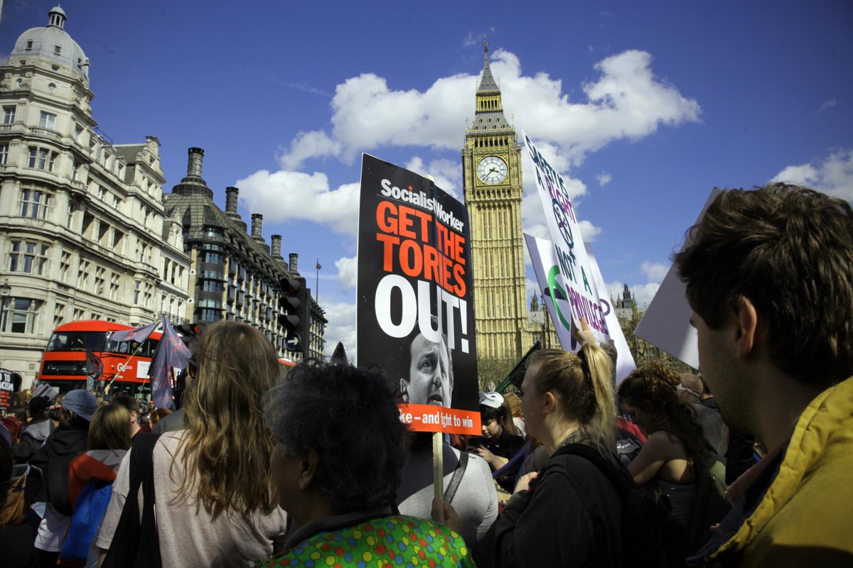 KitDambite's tweet photo. #ToriesOutNow http://t.co/4jY5BuPTOi