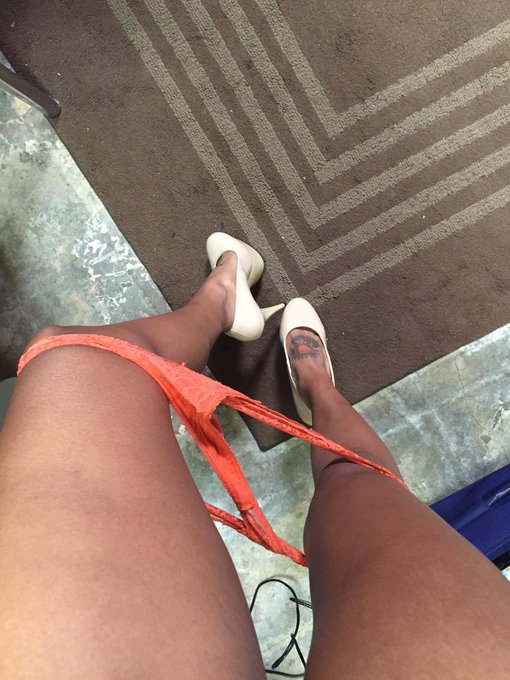 Getting ready to shoot content &amp; #heels always kick in that slut-mode feeling ☺️ http://t.co/GB5lbwT<a href="/tag/heels"class="tags">#heels</a>
