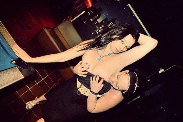 GoldCardClub's tweet photo. 6 lovely ladies avl to please your every need http://t.co/rKZzRi99ZO