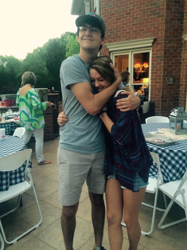 Jay_Flo6's tweet photo. Enjoying every minute with you. 💕 http://t.co/NMpI0J6ARq