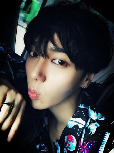 shfly3424's tweet photo. Maps Pictorial .. 📷 coming June !!  Indonesia Terimakasih !! 🚣 http://t.co/jYnlp85UwD
