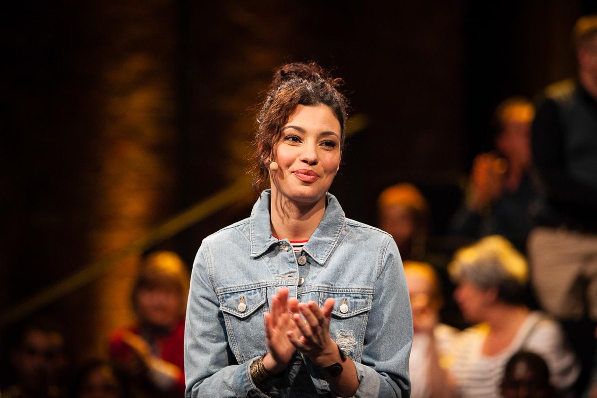 LaboratoireMAtv's tweet photo. Piloté par @TamyEmmaPepin, le #laboratoirematv prend son envol à 21h! Auj, on parle environnement avec @s_guilbeault! http://t.co/Weh2qIrAZV