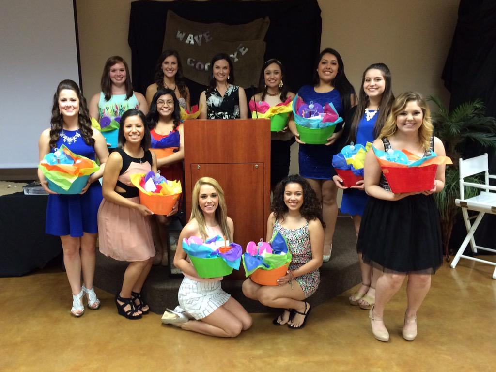 randypittenger's tweet photo. Honored our awesome Magic Belle Seniors at annual banquet tonight. #Classof2015 #MagicBelles #BMB2K15 #ILoveBelton! http://t.co/p14k1K3yf9