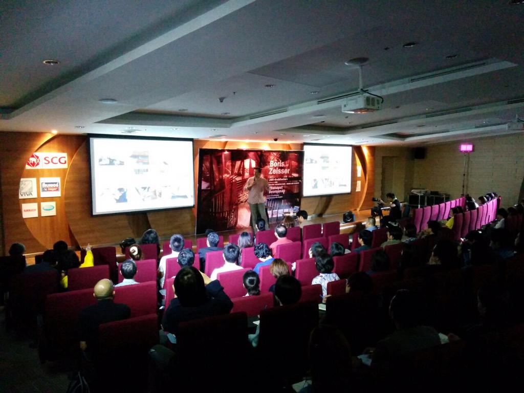 Lectured today at the #Sripatum university on #organic architecture. #bamboo. See also forum.eduzones.com/topic/2468